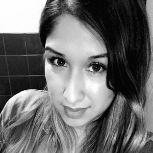 Meet your Posher, Dalia